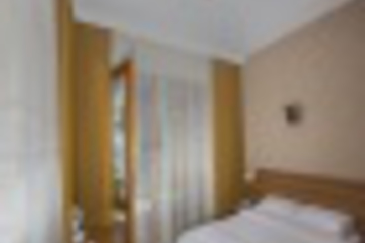 Room 171 of 216