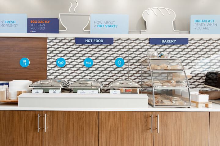 Breakfast buffet