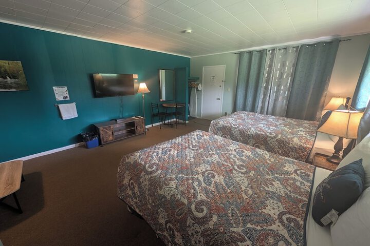 Room 4 of 34