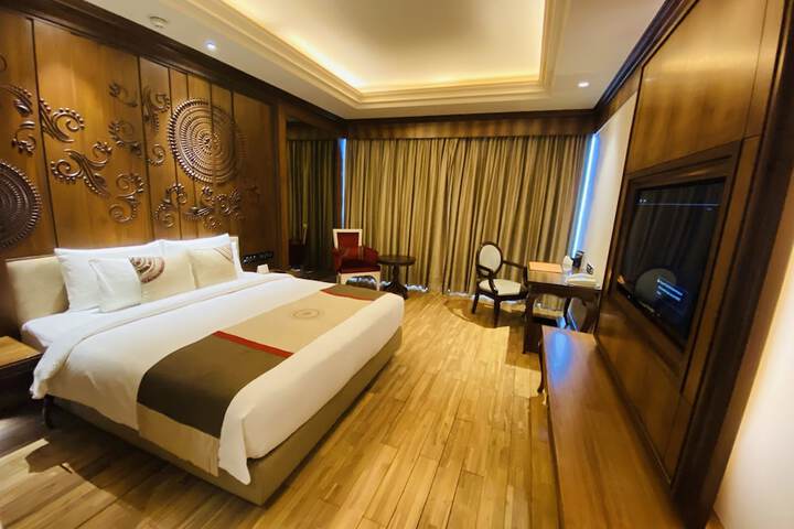 Room 30 of 71