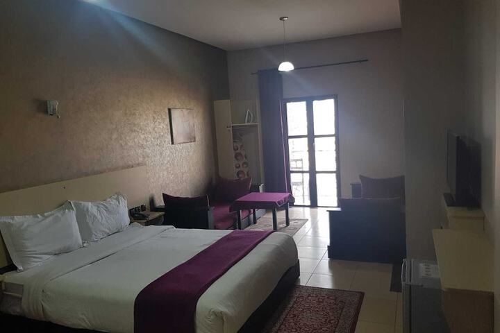 Room 18 of 78