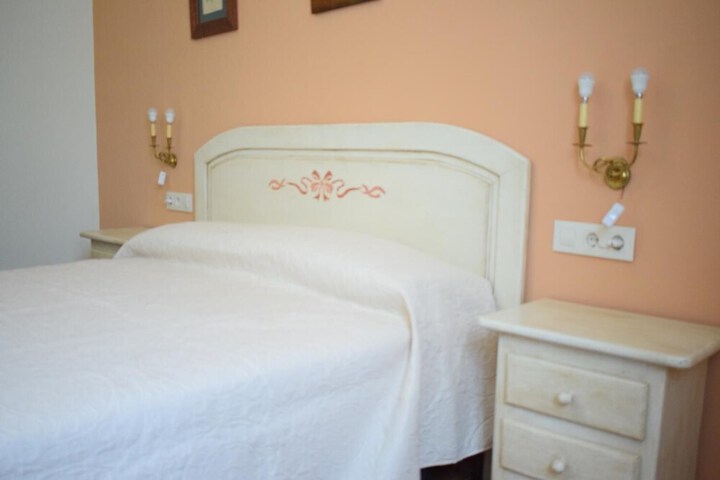 Room 8 of 49