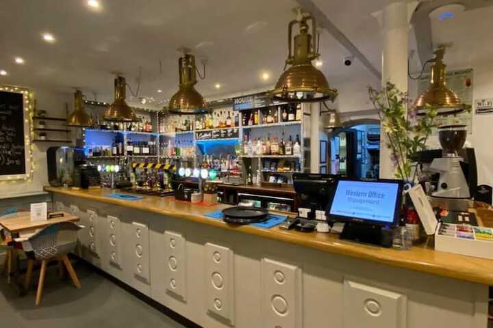 Dining 49 of 121