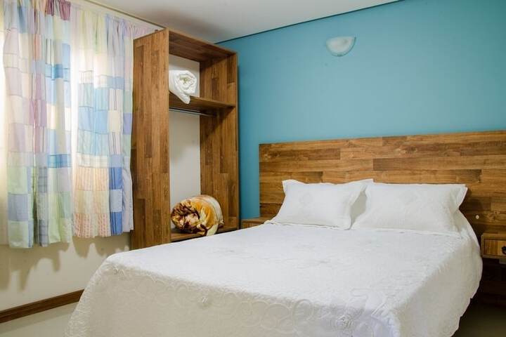 Room 7 of 28