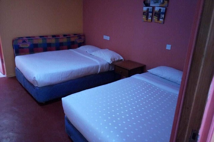 Room 12 of 53