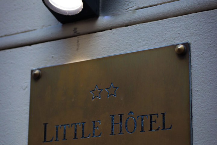 Hotel 33 of 34