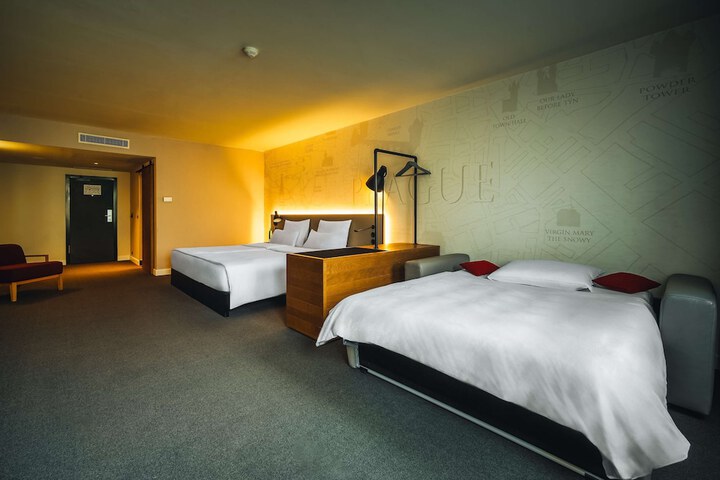 Room amenity
