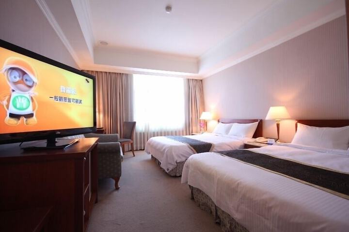 Room 14 of 45