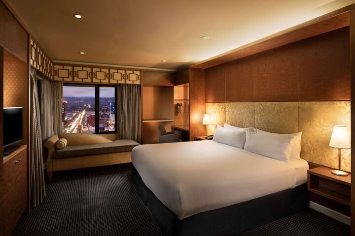 Room 14 of 65