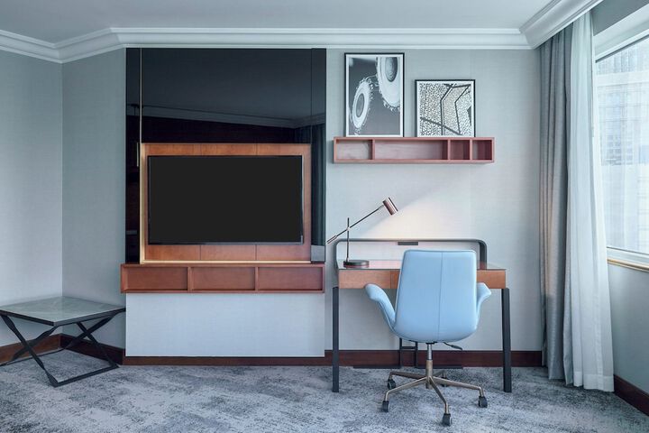 Room 5 of 31