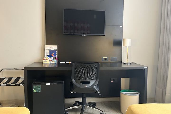 Room 10 of 58