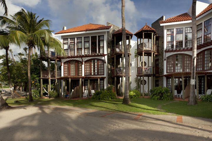 Hotel 71 of 80