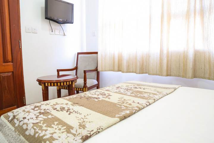 Room 9 of 45