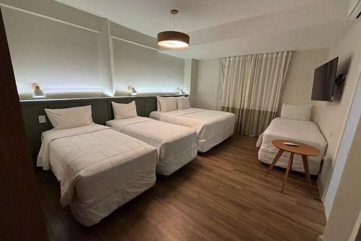 Room 16 of 43