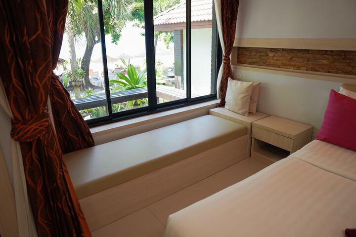 Room 21 of 64