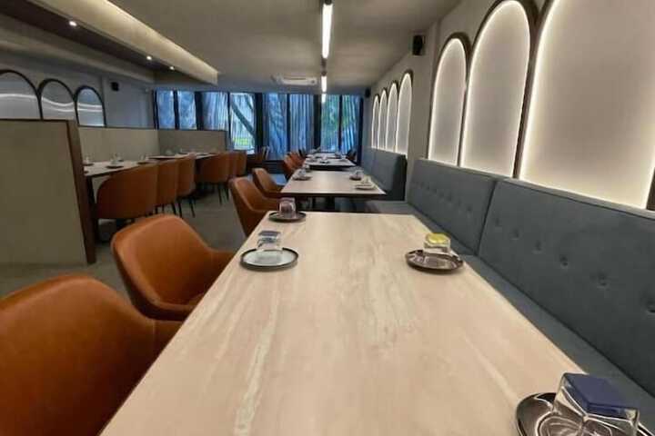 Dining 7 of 10