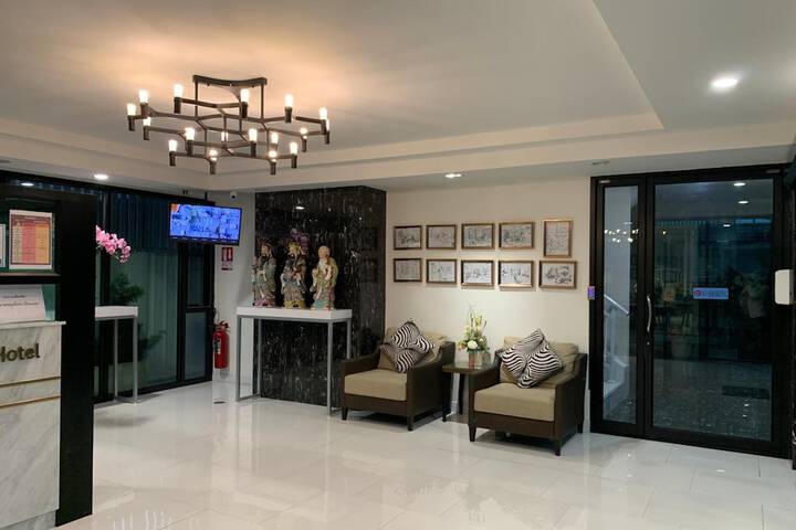 Hotel Interior 4 of 40