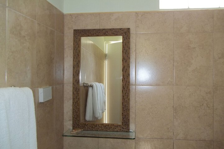 Room 36 of 60