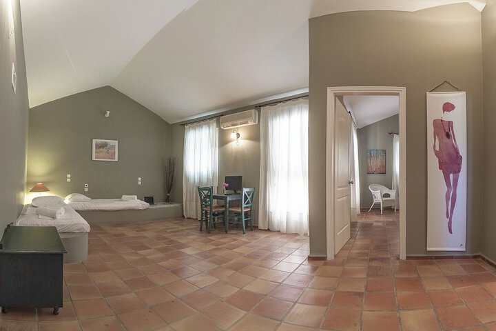 Room 40 of 93