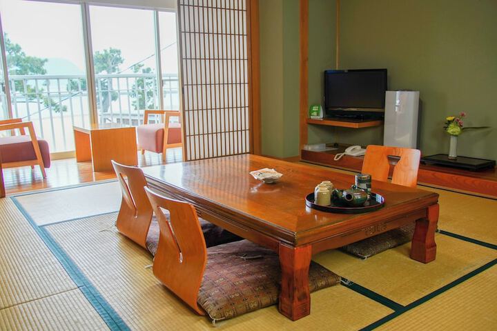 Room 15 of 55