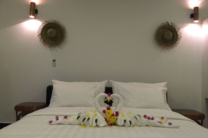 Room 10 of 36