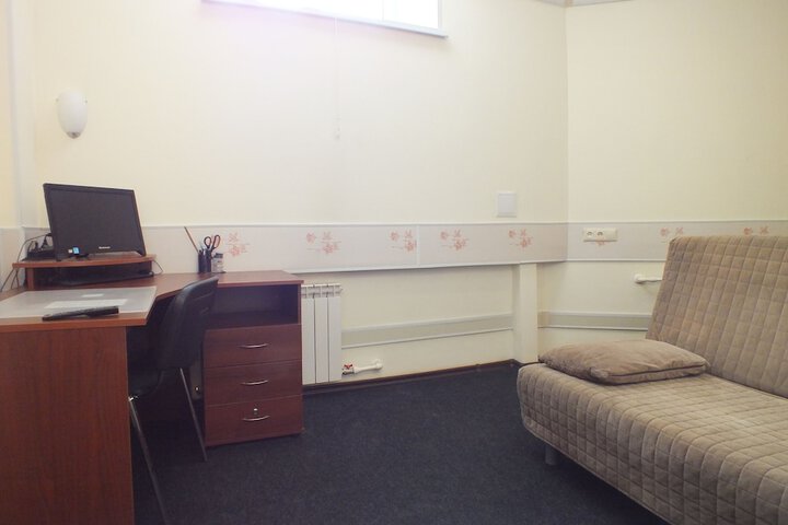 Room 8 of 19