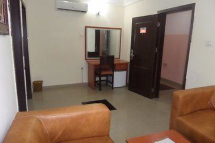 Room 15 of 43