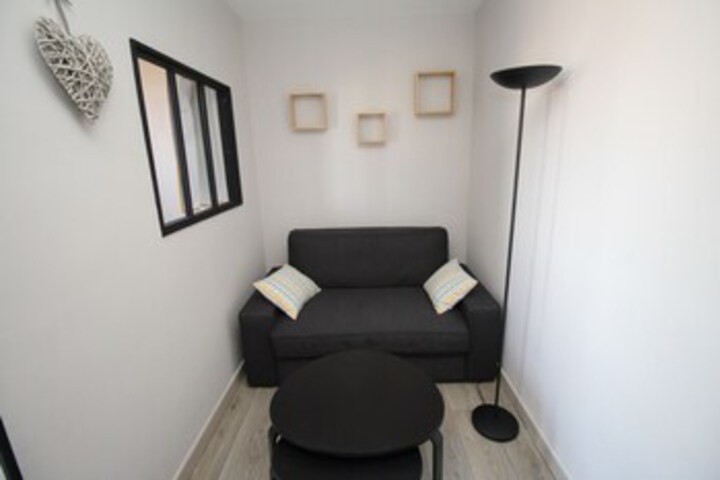 Room 16 of 21