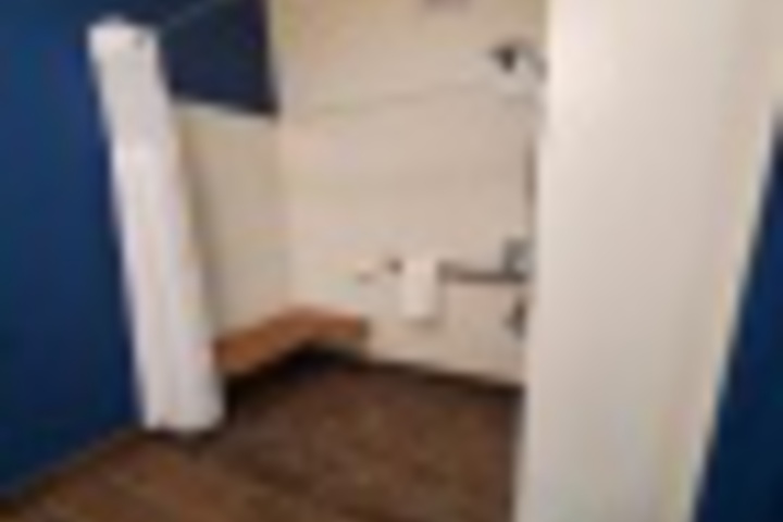Room 327 of 336