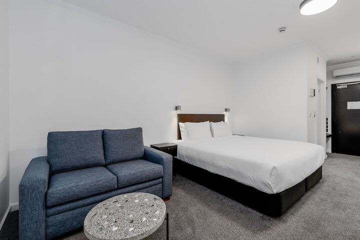 Room 31 of 66