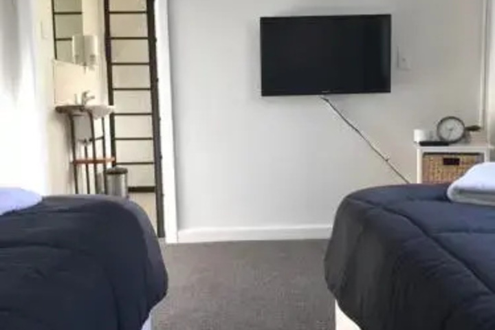 Room 3 of 4