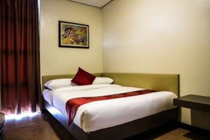 Room 16 of 54