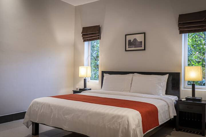 Room 30 of 174