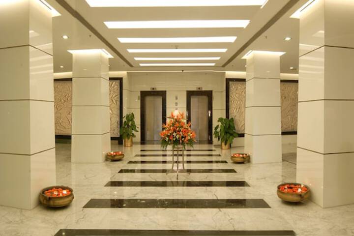 Guest Lobby