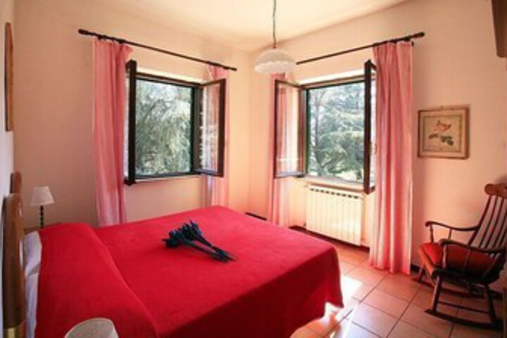 Room 85 of 104