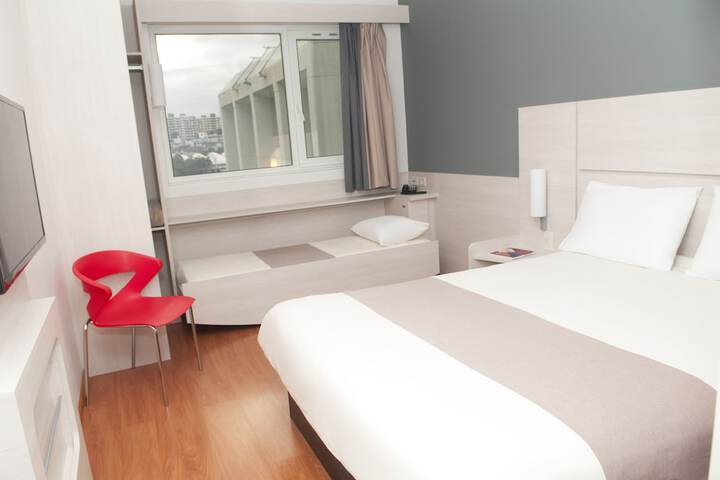 Children's theme room