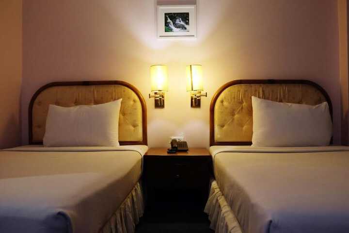 Room 3 of 24