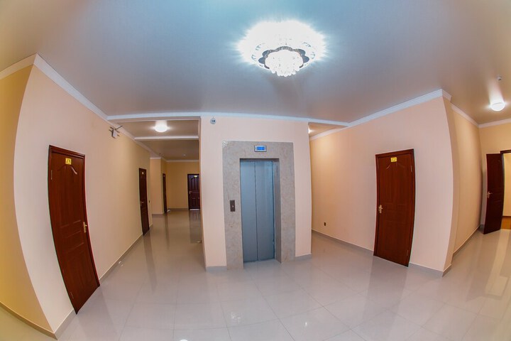 Ballroom/Hall 45 of 46