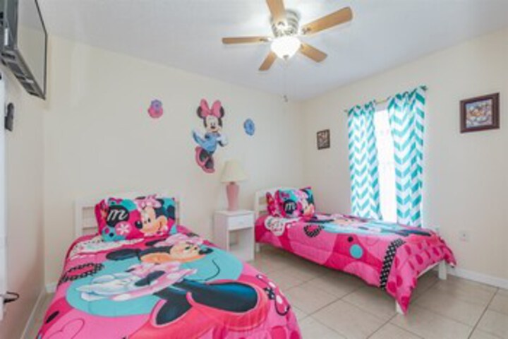 Room 26 of 28
