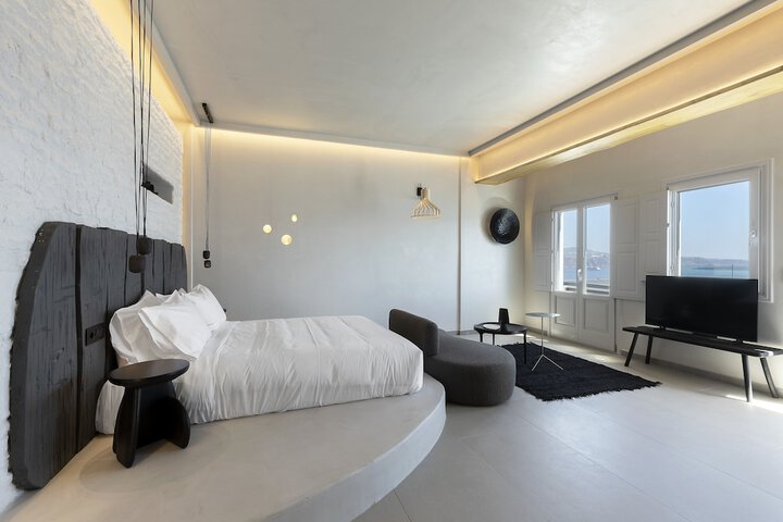Room 22 of 82