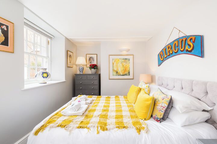 Room 21 of 261