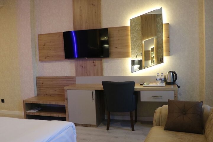 Room 5 of 45