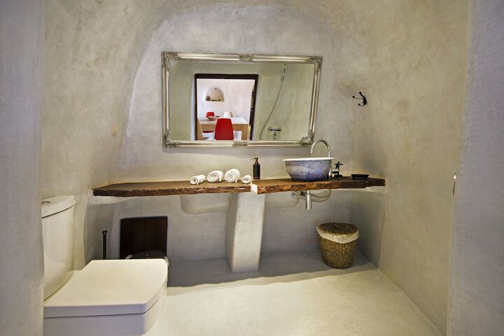 Room 41 of 49