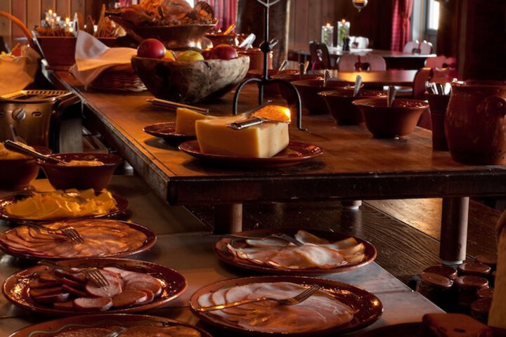 Breakfast area