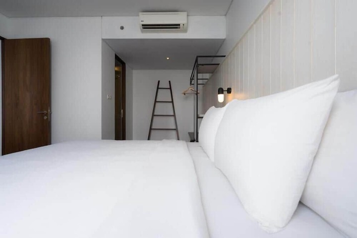 Room 14 of 52
