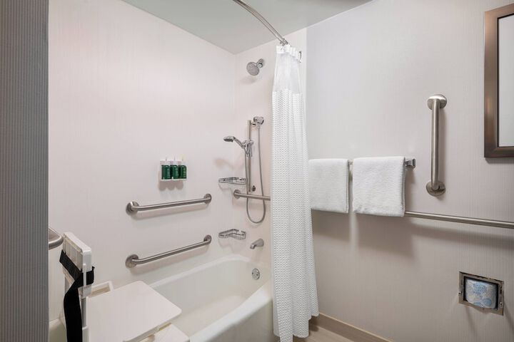 Room 14 of 29