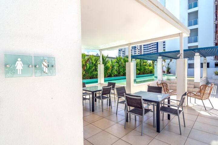 Dining Photos
