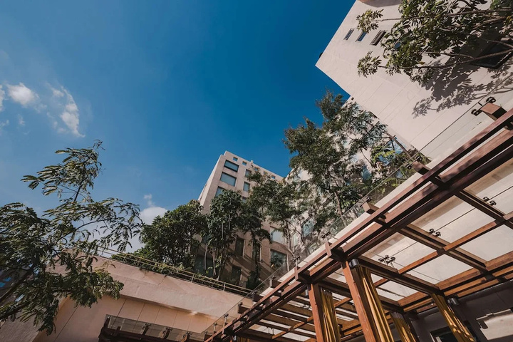 Ista Hotel