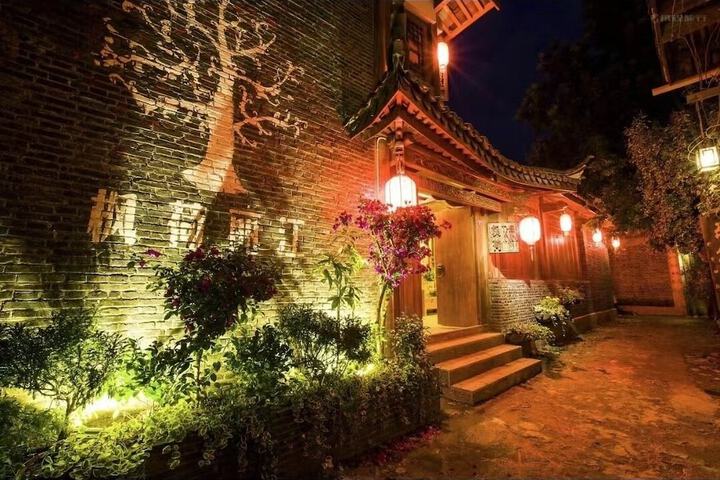 Exterior of fenghelijiang
