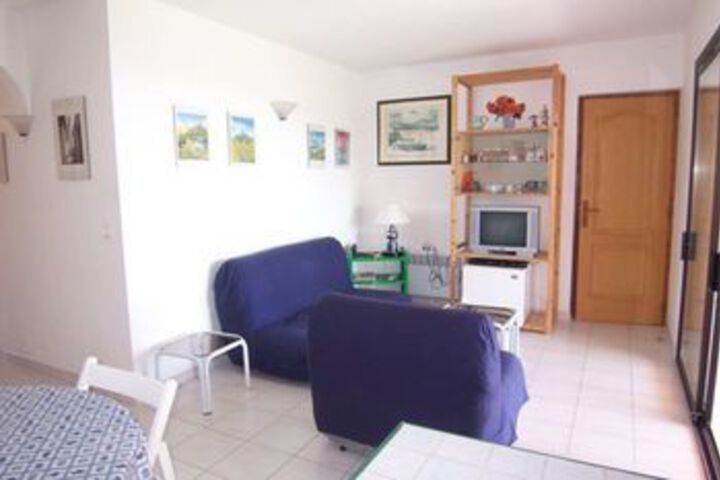Room 14 of 15